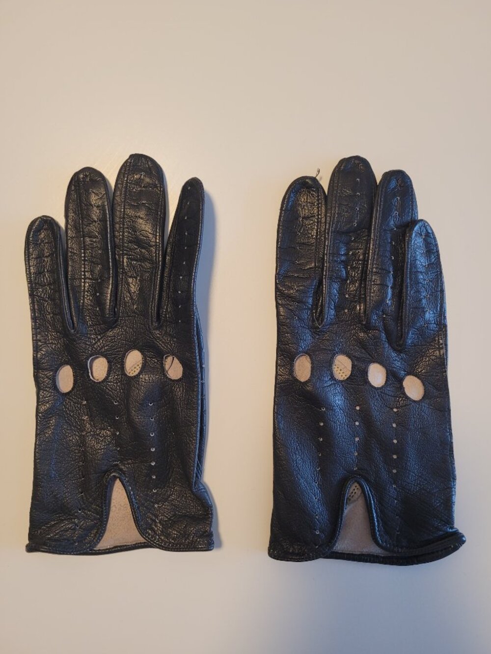 Vintage Leather Exposed Knuckles Blacl Women's Gloves